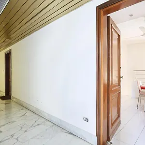 Little Gem Located Near Duomo-hosted By Sweetstay , Florencia Italia